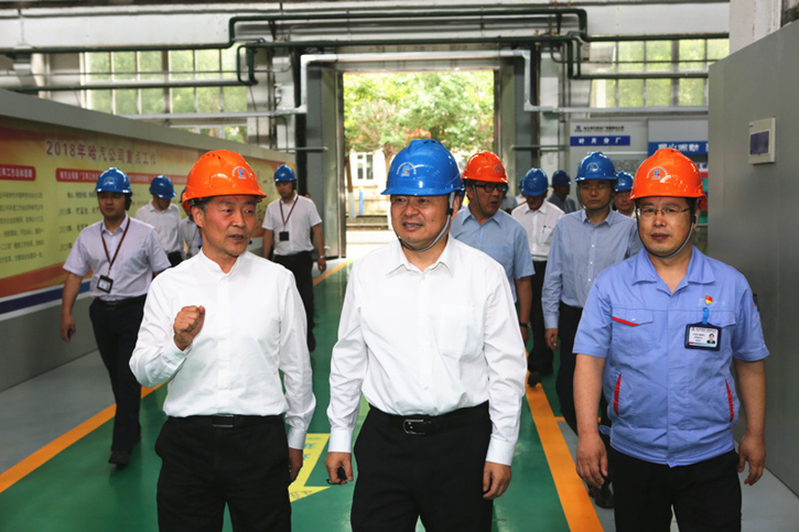 郝鹏旅行考察GA黄金甲集团所属企业汽轮机公司